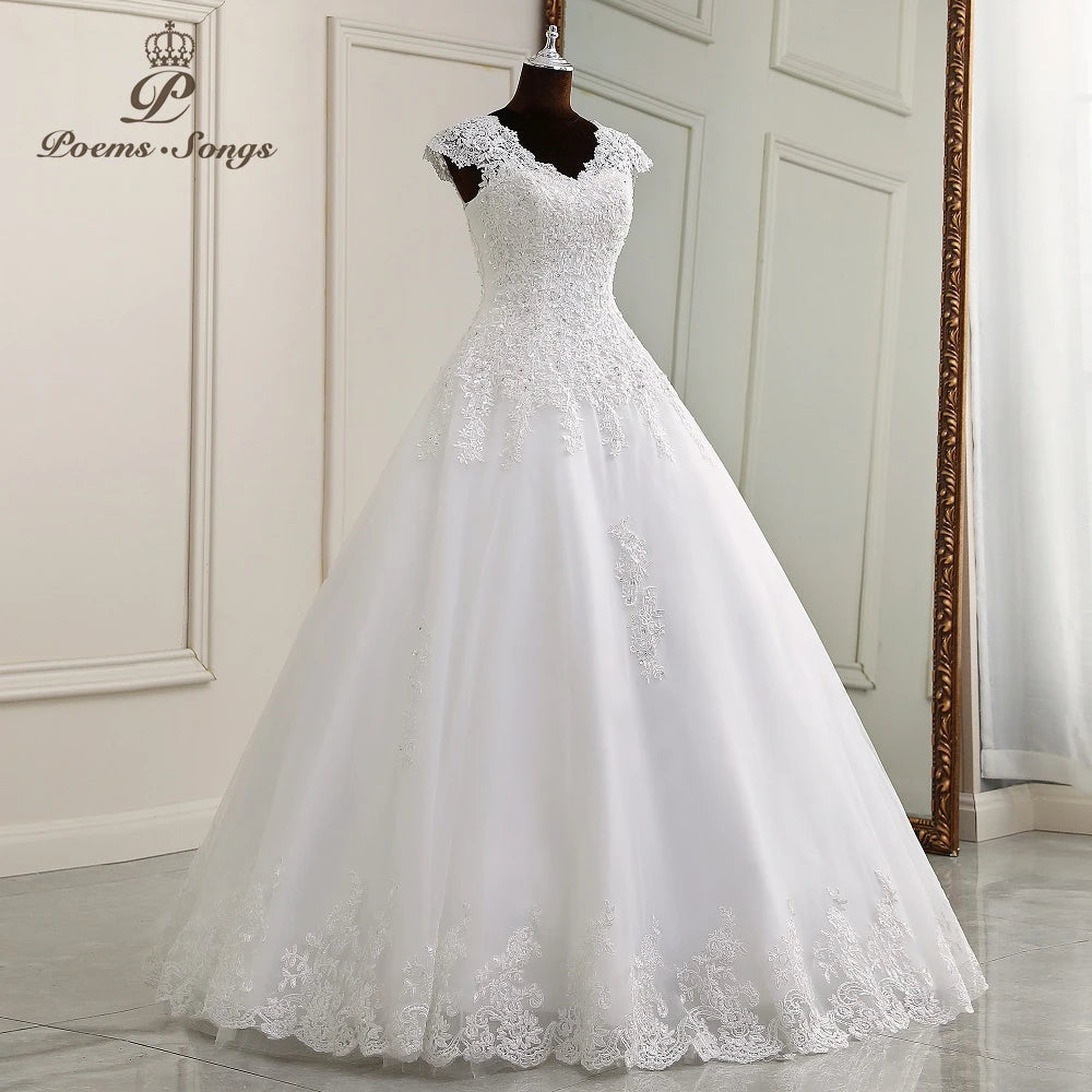 White Bridesmaid Dresses: Elegant appliques V neck sleeveless  floor length