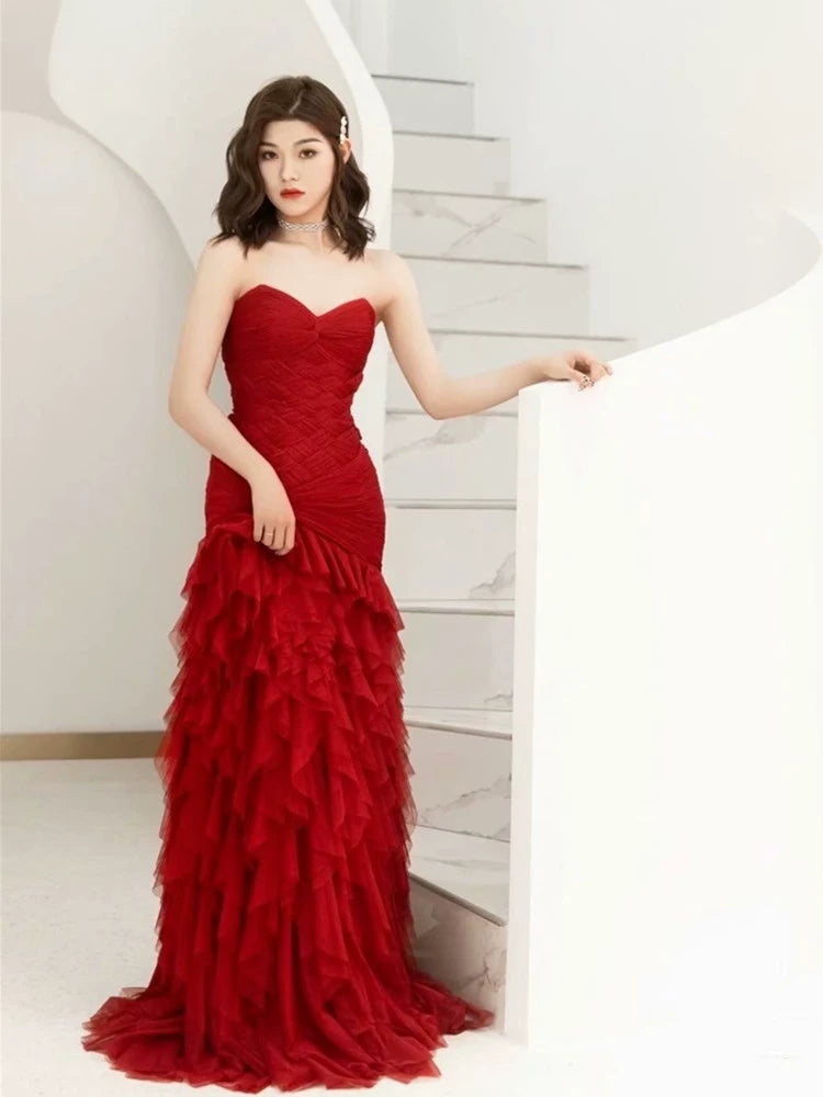 Homecoming Dresses: Slim-Fit Host Fashion Red Engagement Back-to-Door Fishtail