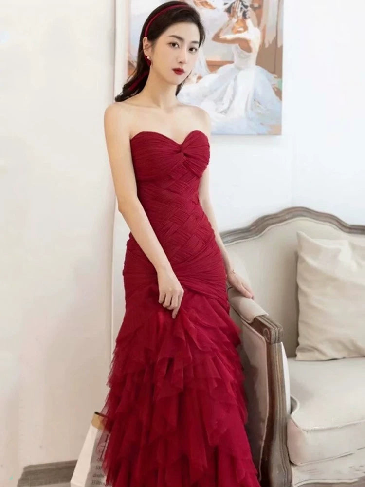 Homecoming Dresses: Slim-Fit Host Fashion Red Engagement Back-to-Door Fishtail