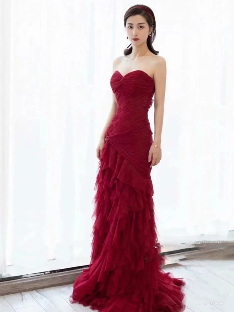 Homecoming Dresses: Slim-Fit Host Fashion Red Engagement Back-to-Door Fishtail