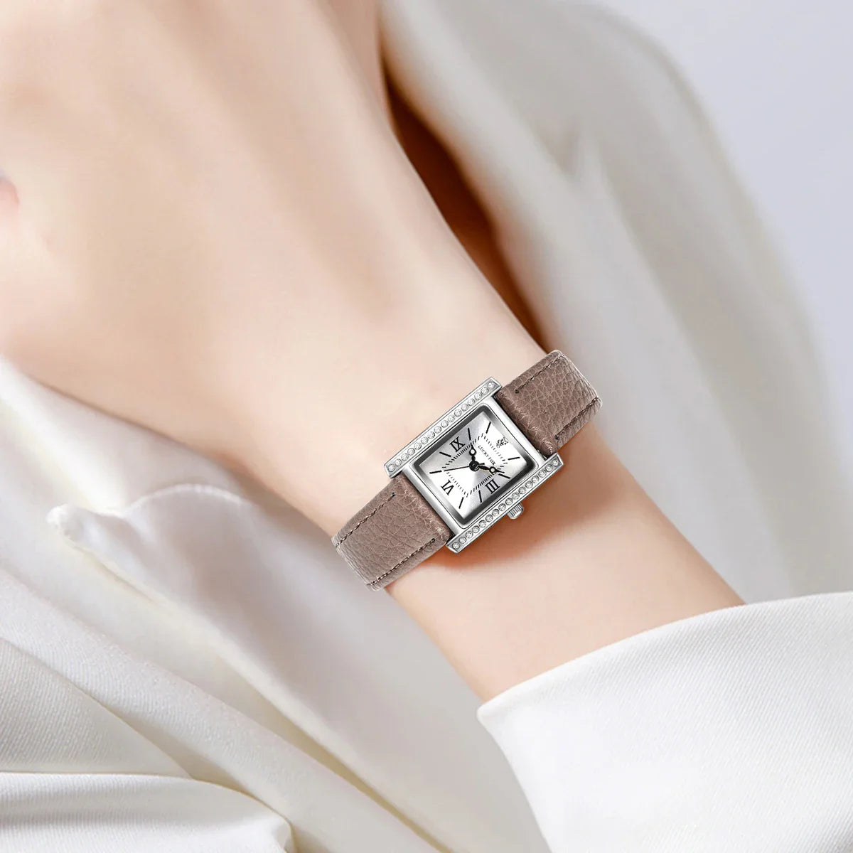 Woman Watches Diamond design Laides Quartz Wristwatches Elegant Women's Clock Luxury watch