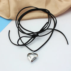 Goth Black Velvet Big Heart Pendant Choker Necklace for Women Elegant Weave