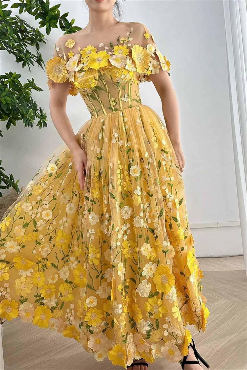 Homecoming Dresses: Yellow Flowers Appliques Prom Dresses