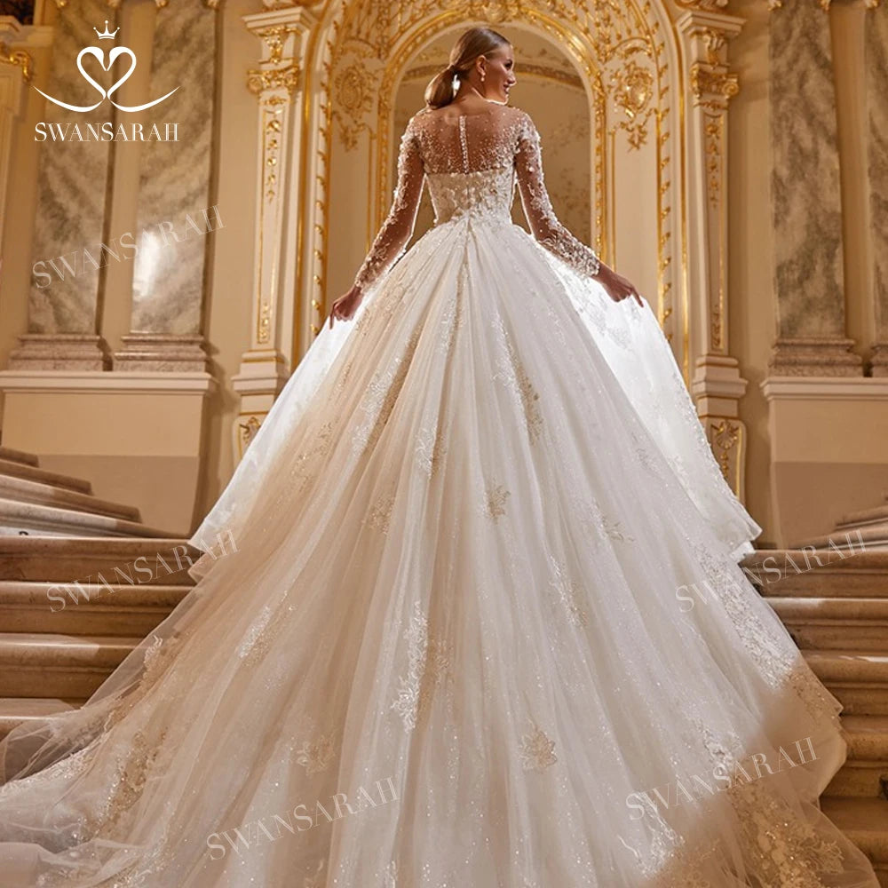 White Bridesmaid Dresses: Wedding Dress Long Sleeve Lace Appliques Princess Bride