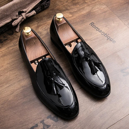 Tassel Leather Oxfords Shoes Men Loafers Casual Slip on Men Dress Shoes Italian Graceful Wedding Party Shoes Men Moccasins Black