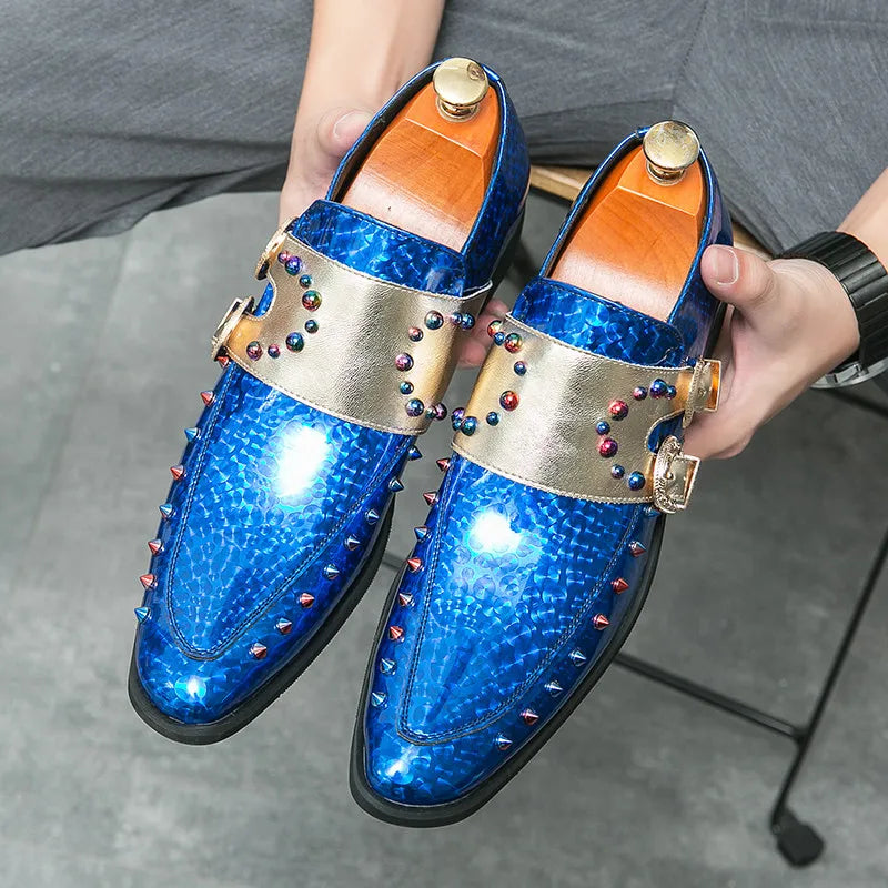 Luxury Blue Patent Leather Pointed Toe Shoes Men Fashion Rivet Wedding Shoes For Men Loafers Party Formal Dress Man Shoes 2024
