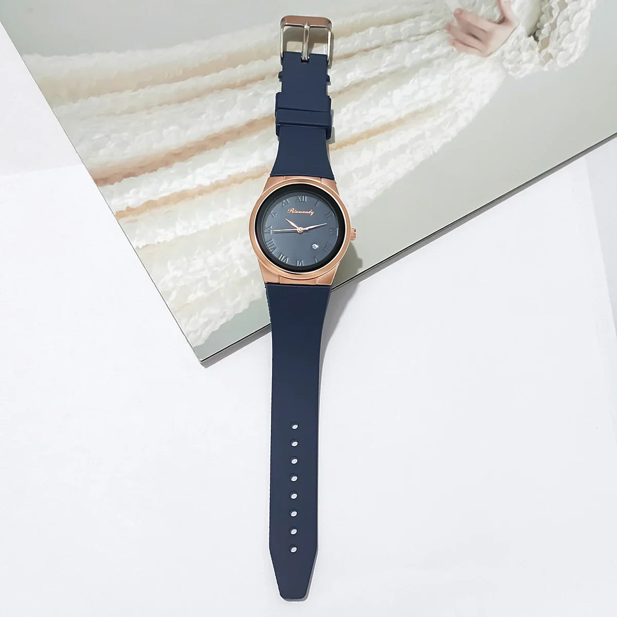 Fashion Watches Women Quartz Watch Sports Silicone Strap Ladies Wristwatches Calendar Clock Gift relogios feminino