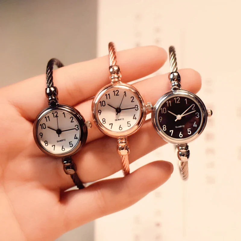Retro Ladies Quartz Wristwatch Women Watches Small Gold Bangle Bracelet Watch Stainless Steel Clock Fashion Casual Dress Watch