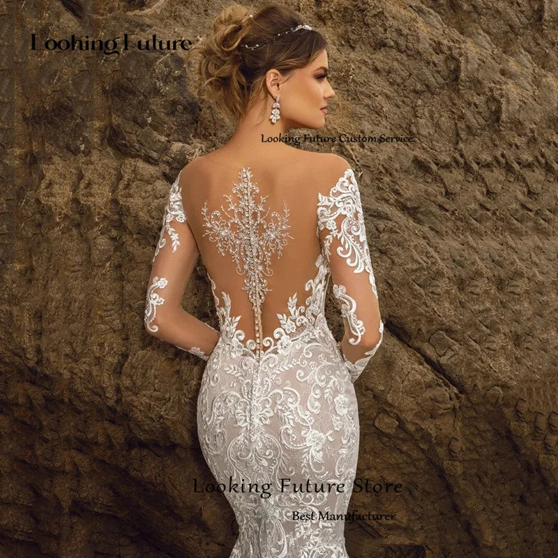 White Bridesmaid Dresses: Long Sleeve Wedding Dress Lace Appliques Bridal Gowns