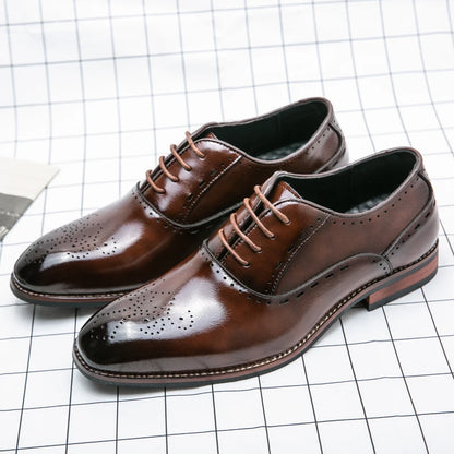 High Quality Leather Business Formal Shoes 2023 Classic Italian Casual Dress Shoes Men Elegant Office Formal Oxford Shoes