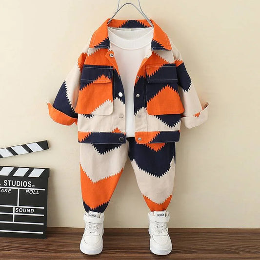 Baby boy clothes Camouflage wind cotton 2cps suit in spring and autumn, two colors are suitable for boys' leisure sports style.