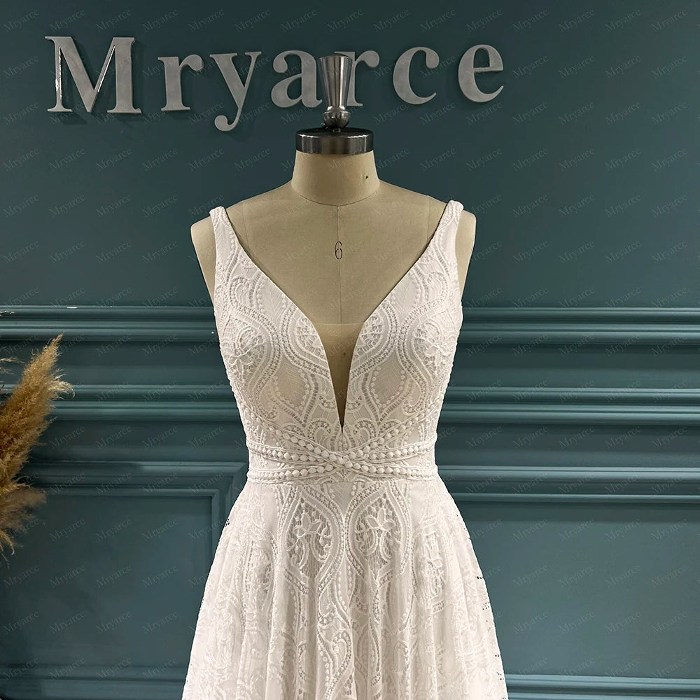 White Bridesmaid Dresses: Plunging Neck Open Back Lace Wedding Dress Bridal Gowns