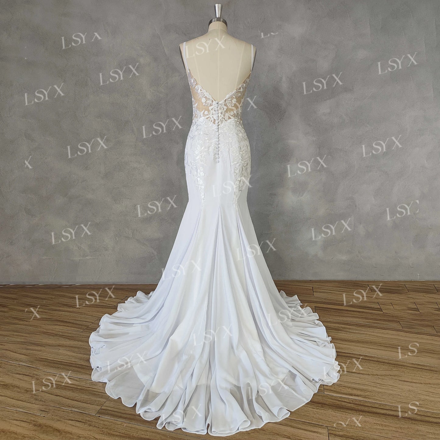 White Bridesmaid Dresses: Mermaid Wedding Dress Spaghetti Strap Court Train