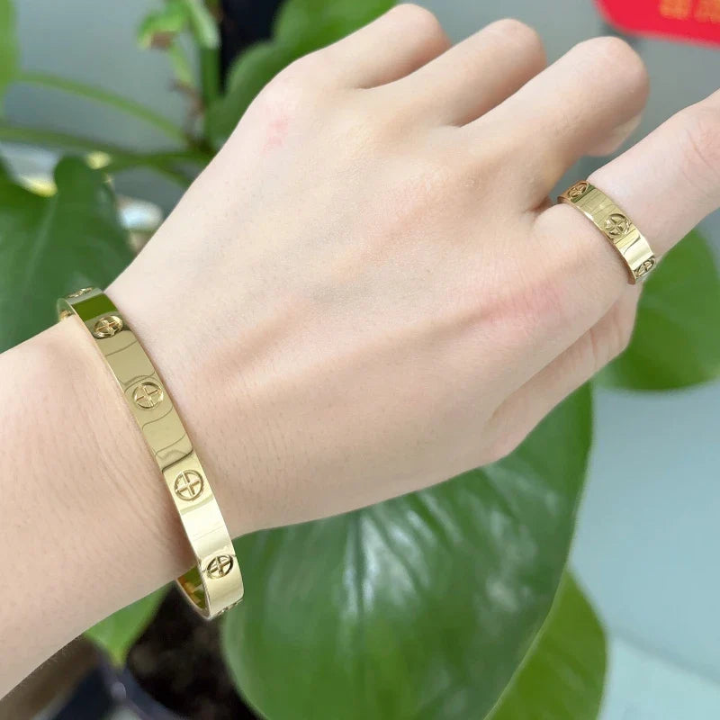 Stainless Steel Couple Bracelet for Women Men Love Cross Zircon Cartierred Bangle Valentine's Day Gift Anniversary Jewelry