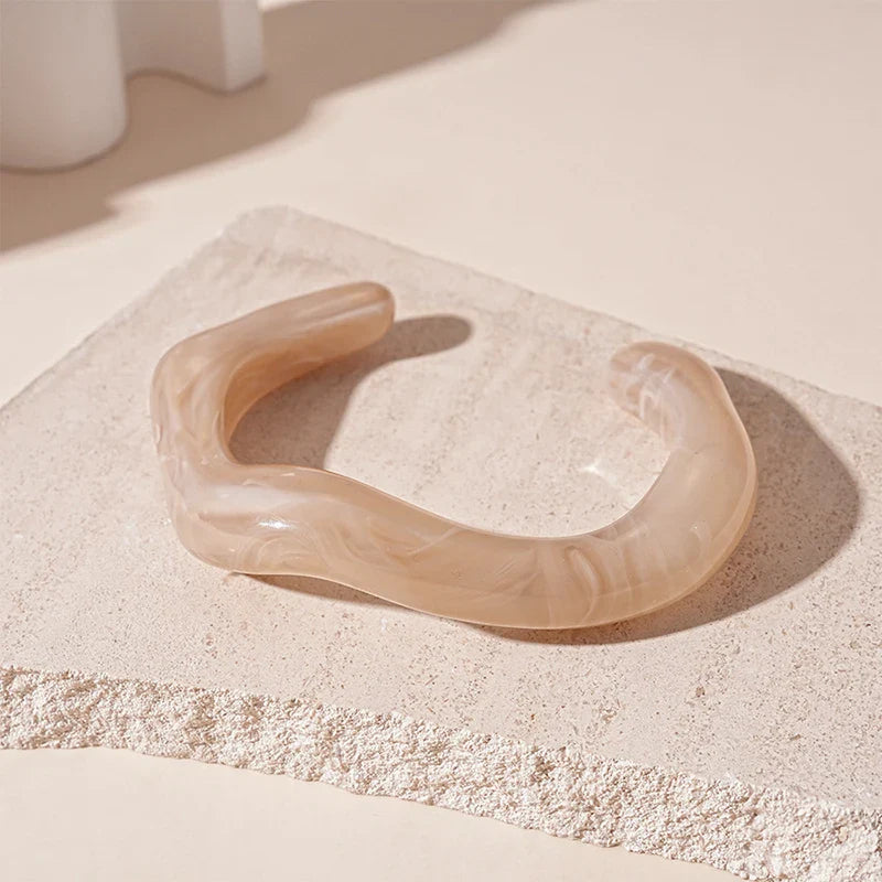 Fashion Unique Irregular Acrylic Cuff Bracelets for Women Simple Texture Multicolor Geometric Open Bangle Female Jewelry