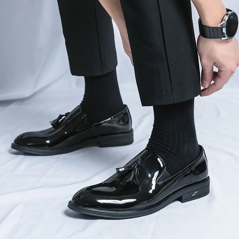 Fashion Men's Banquet Patent Leather Shoes Tassel Lofers Wedding Party Manager Man Luxury Formal Dress Slip-on Casual Shoes