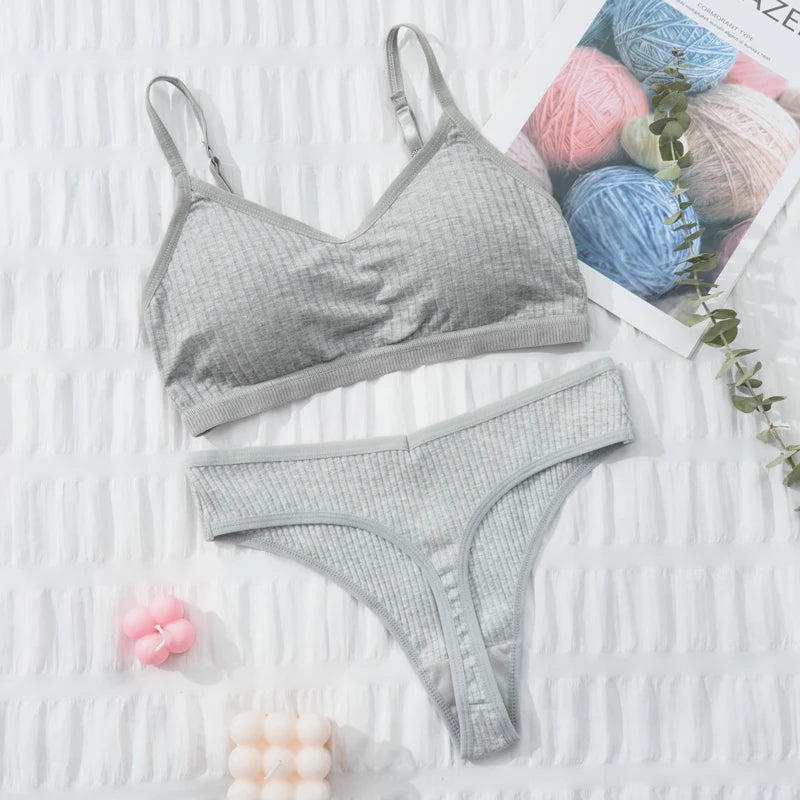 Women Top Panties Set Cotton Tops Low Waist Briefs Underwear Set Comfortable Soft