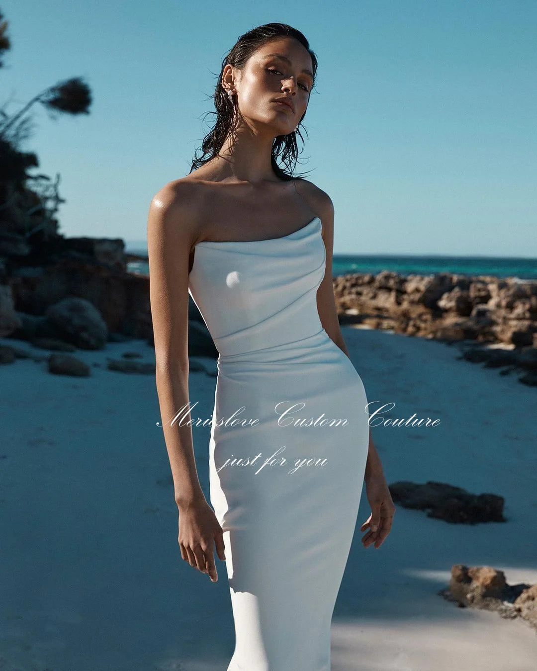 White Bridesmaid Dresses: Wedding Dresses Sleeveless Strapless Beach Bride Dress