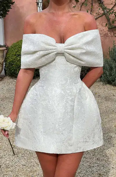 Fashionable And Sweet Slim Fit Jacquard Strapless Tie Bow One Shoulder Short Skirt American Sexy Temperament Solid Color Dresses