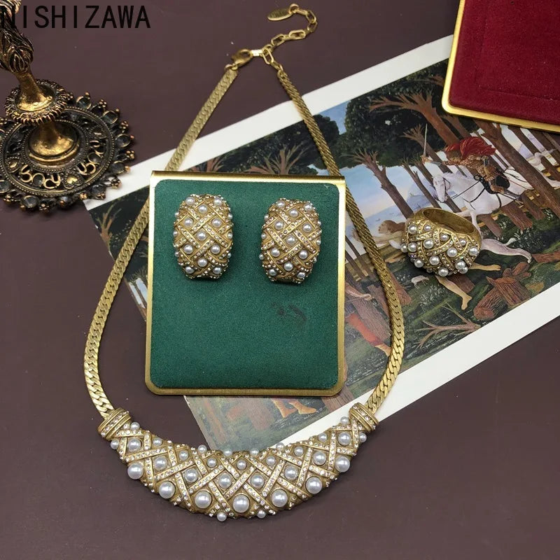 NISHIZAWA Pearls Stud Earrings for Women Inlaid Rhinestones Palace Style Elegant Jewelry Geometric Hyperbole Aretes De Mujer