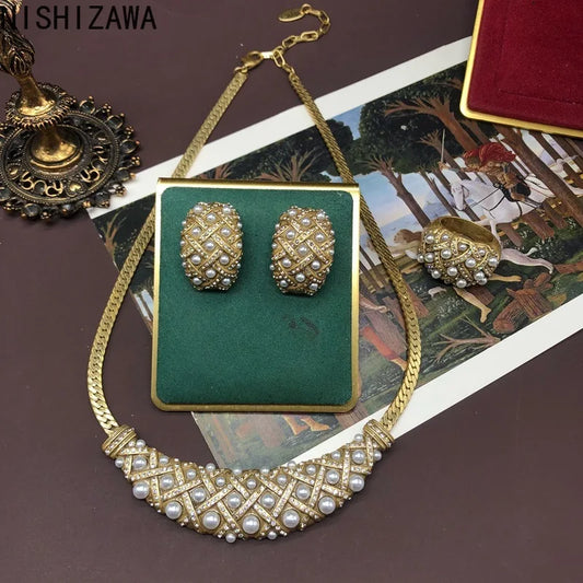 NISHIZAWA Pearls Stud Earrings for Women Inlaid Rhinestones Palace Style Elegant Jewelry Geometric Hyperbole Aretes De Mujer