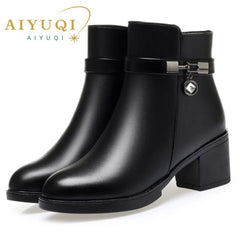 AIYUQI Women's Snow Boots Large Size Warm Wool Women's Winter Boots Non-slip New Genuine Leather Women's Short Boots