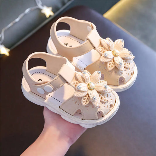 New Summer Sandals Kids Sweet Princess Fashion Covered Toes Soft Non-slip Pink Flower Children Snap Button Flat Casual Shoes