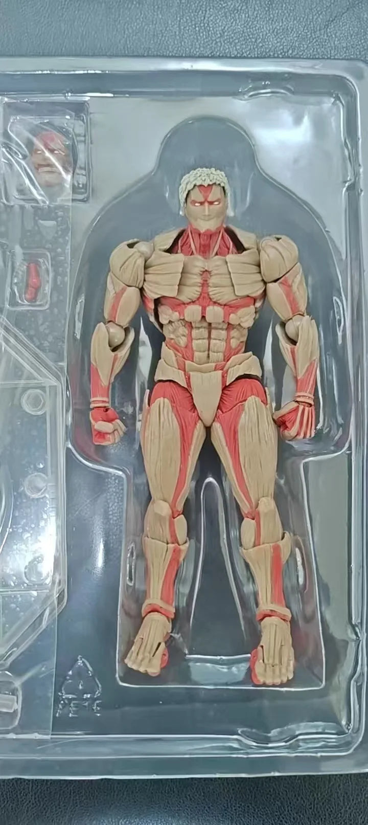 Attack on Titan Armored Titan Multi-Accessories 16cm Articulated Action Figure Model Statue Desktop Decoration Gift