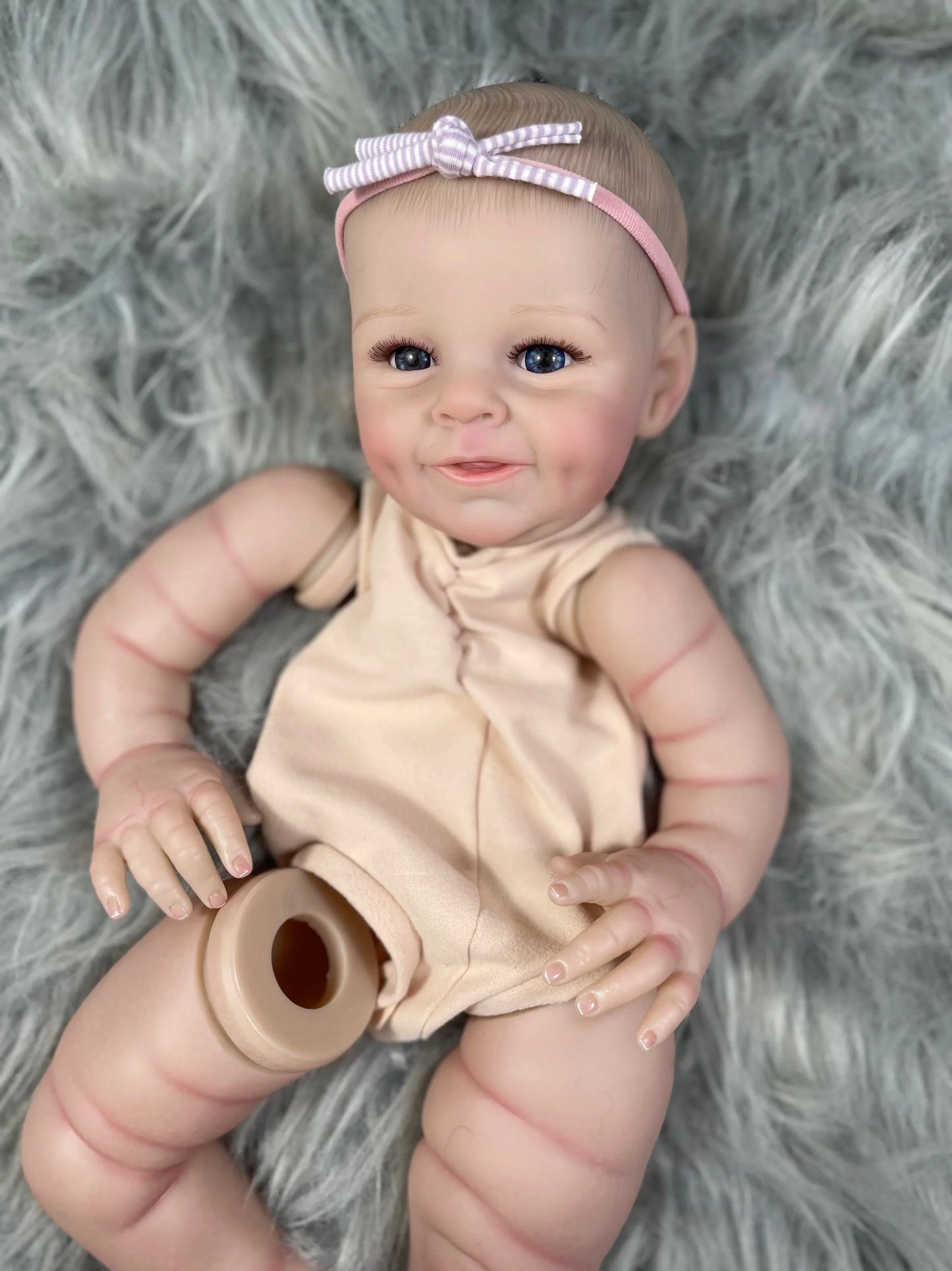 21 Inch Painted Reborn Doll Kit Shaya With Blue Eyes and Eyelashes 3D Skin Visible Veins Doll Mold Parts With Cloth Body