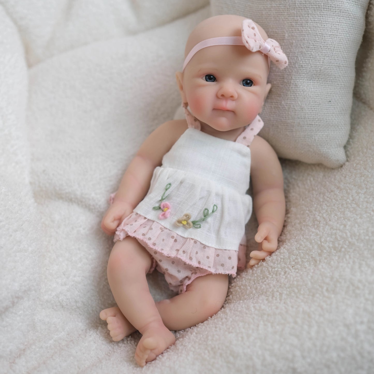 NPK 8inch Squishy Elastic Platinum Silicone Baby Doll Bettie Girl Soft Solid Weighted 320 Grams
