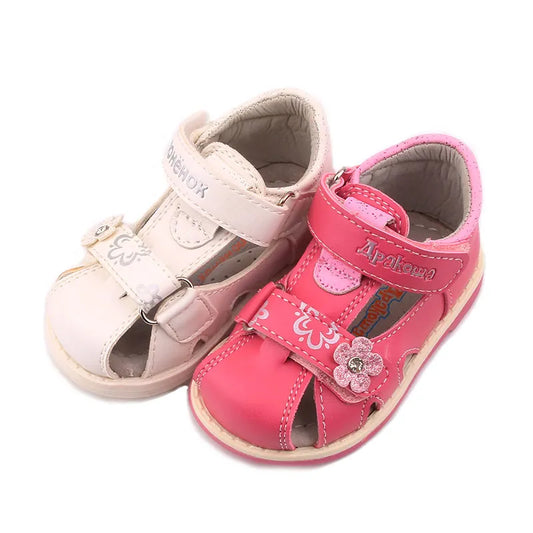 2023 New Vintange Solid Girl's Sandals Closed Toe Sandals for Girl Kids Baby Flat Girls Sandals PU Leather Summer Kids Shoes