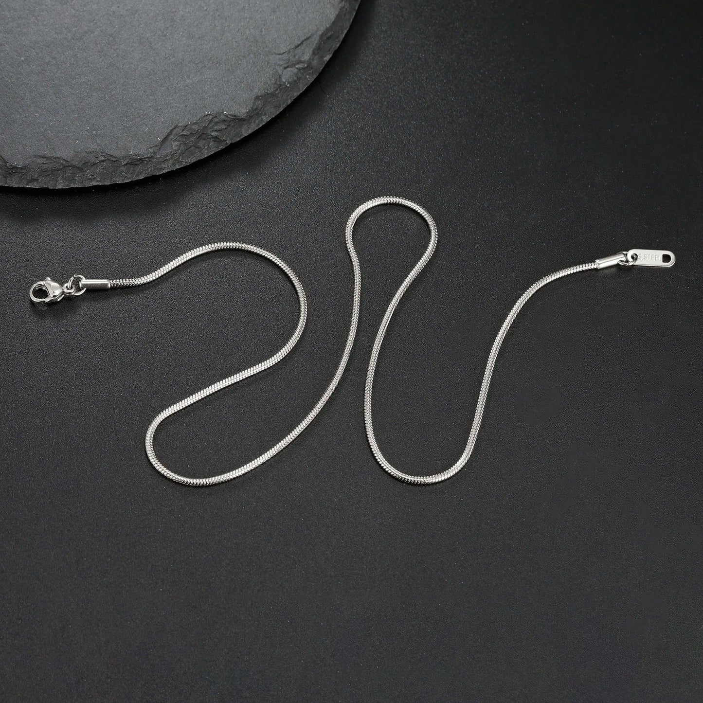 Skyrim Stainless Steel Gold Color Round Snake Chain Necklace Women Men Long Neck Chains Trendy Punk Jewelry Gift Wholesale