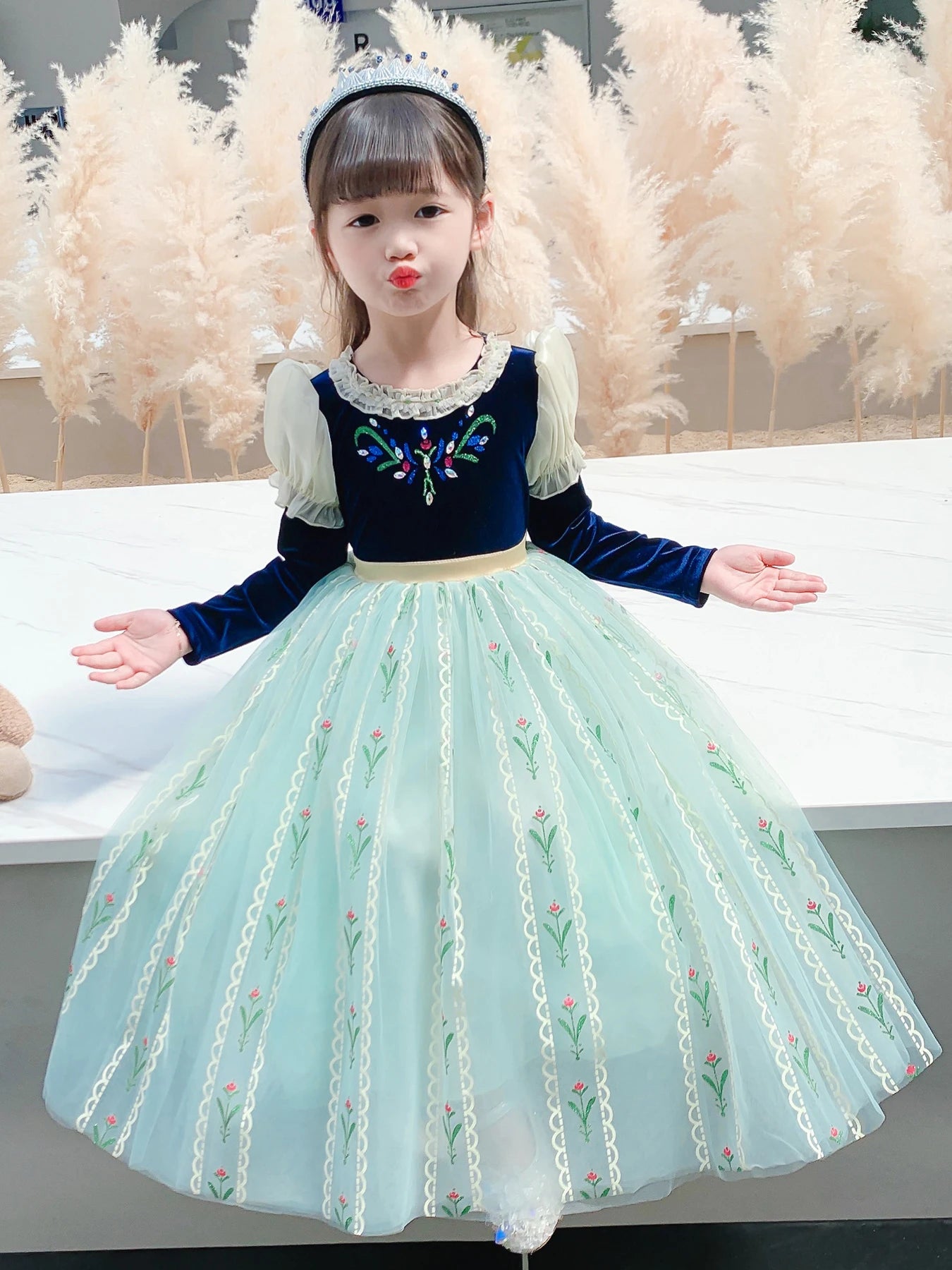 Girls Sleeveless Puffy Princess Dress Flowers Embroidery Bow Color Block Layered Hem Tulle Tutu Dress Performance Dress Wedding
