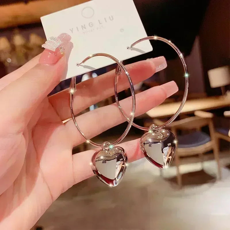 Simple Black Bow Love Earrings for Women Fashionable Personalized Beautiful Daily Accessories Party Jewelry Premium Gifts