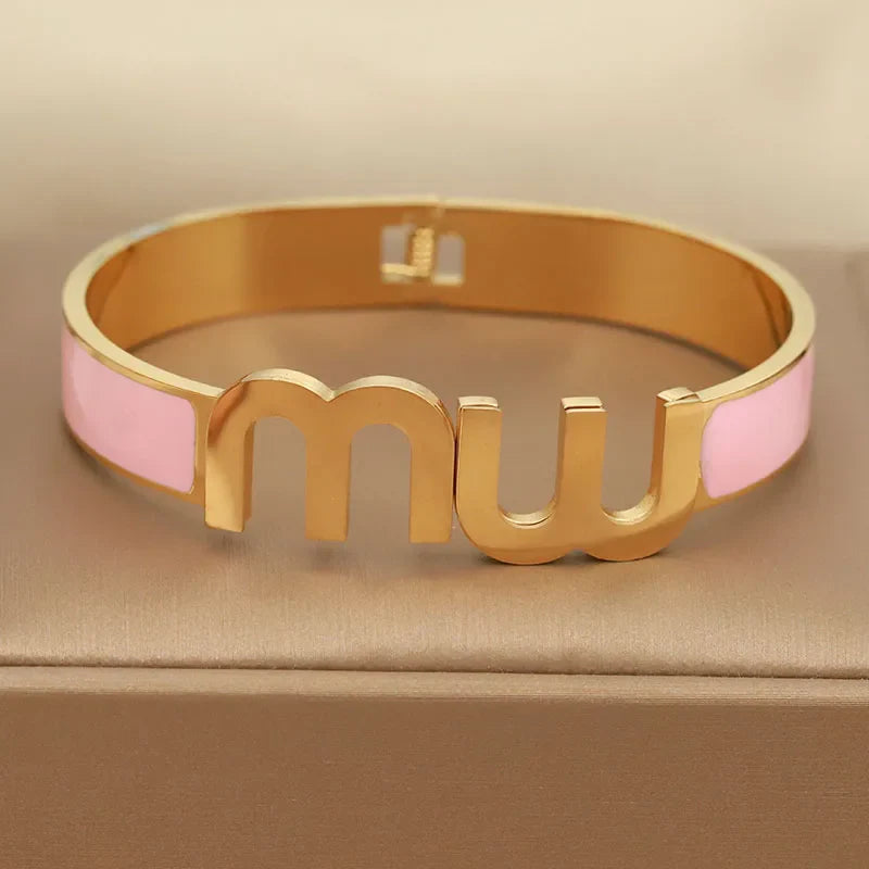 Classic Stainless Steel letter V Bangles for Women Luxury Zirconia Flower Star Bracelets Rust-proof Wrist Jewelry Gift Party