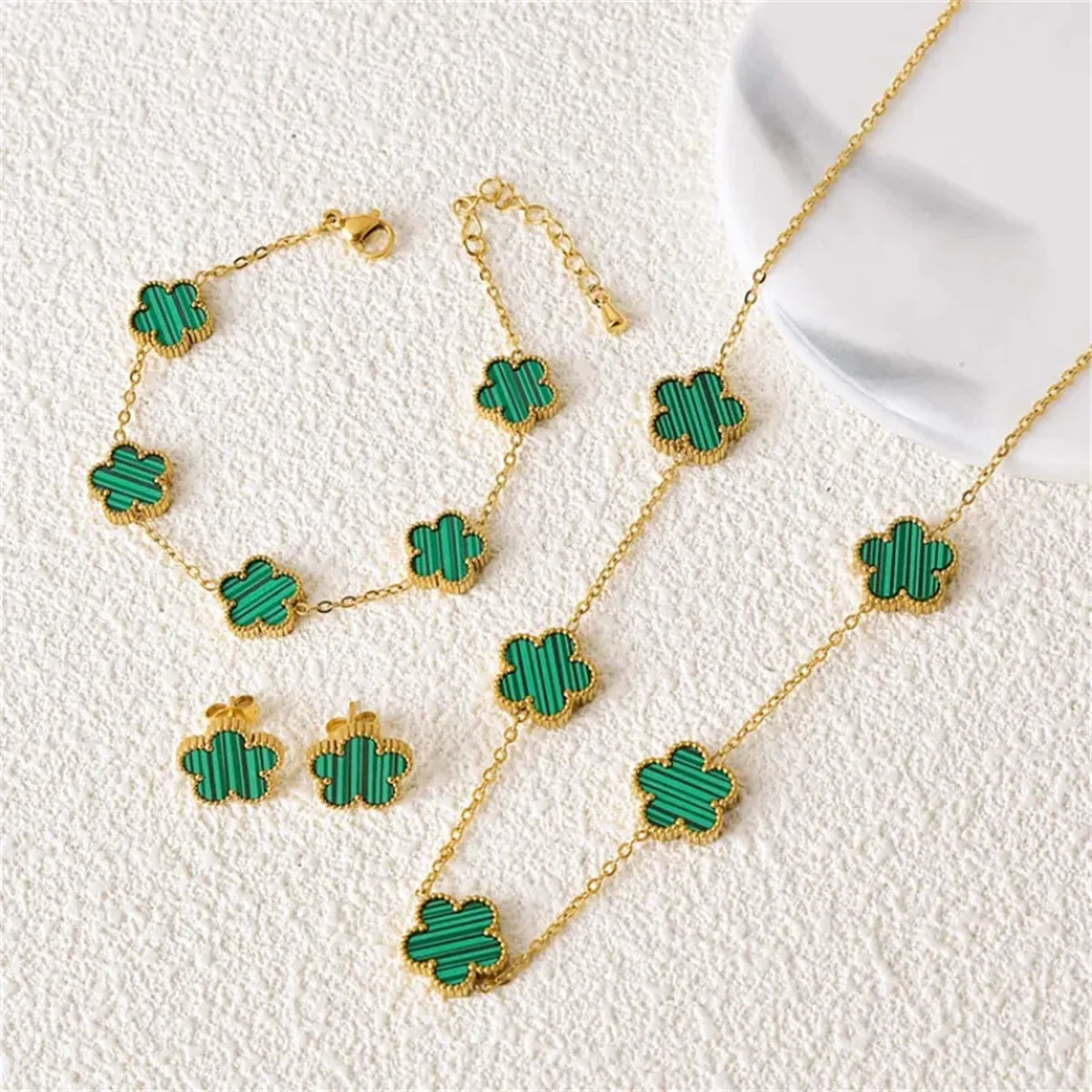 2/4Pcs 18K Gold Plated Five Leaf Flower Earring Necklace Bracelet Set for Women, Elegant Fashion Design Bracelet Jewelry Gifts