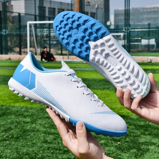 White Men's Football Boots Turf Sneakers Low-cut Soccer Shoes for Men Outdoor