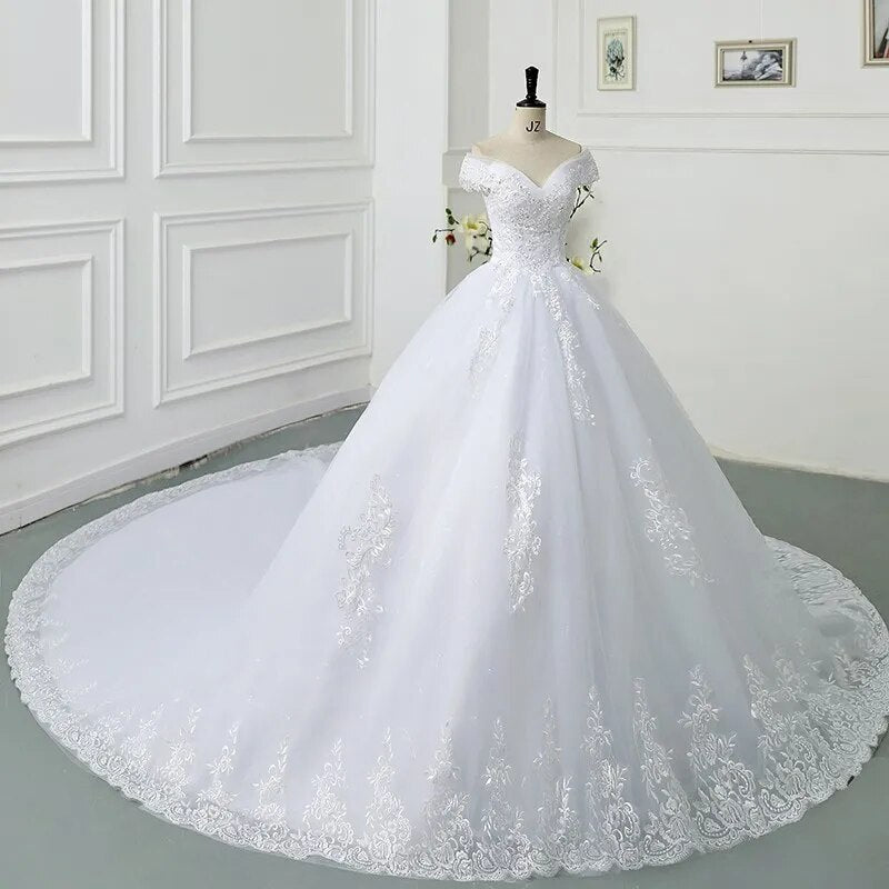 Pretty Off The Shoulder Lace Wedding Dress Wedding Gown Vintage Appliques Beading Bridal Dresses Plus Size Ball Gown Trouwjurk