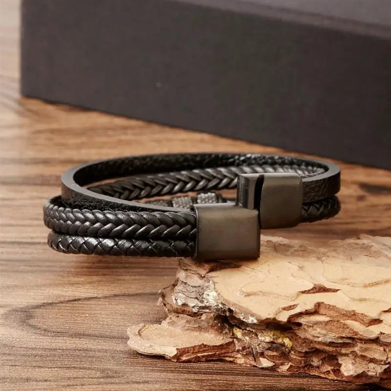 Punk Men Leather Bracelet with Stainless Steel Magnetic Clasp Braided Mutilayer Leather Wrapping Bangles Man Jewelry Gift