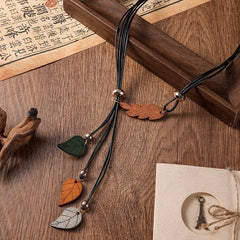 Wood Leaf Pendants Necklace Vintage Handmade Retro Statement Necklace for Women