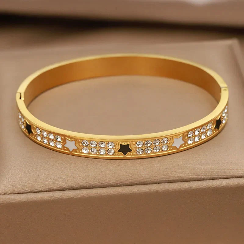 Classic Stainless Steel letter V Bangles for Women Luxury Zirconia Flower Star Bracelets Rust-proof Wrist Jewelry Gift Party