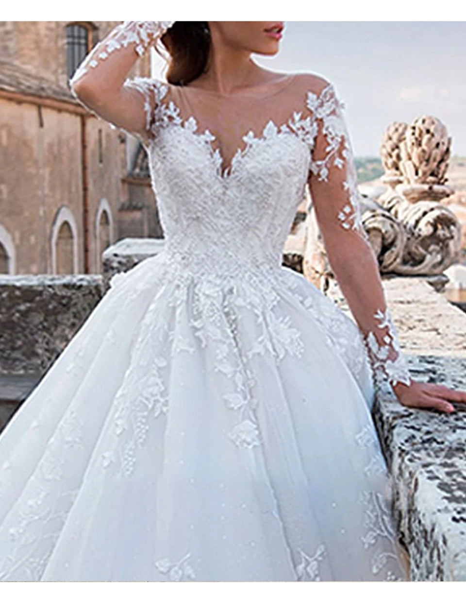 White Bridesmaid Dresses: Wedding Dresses Elegant Long Sleeves Appliques Lace