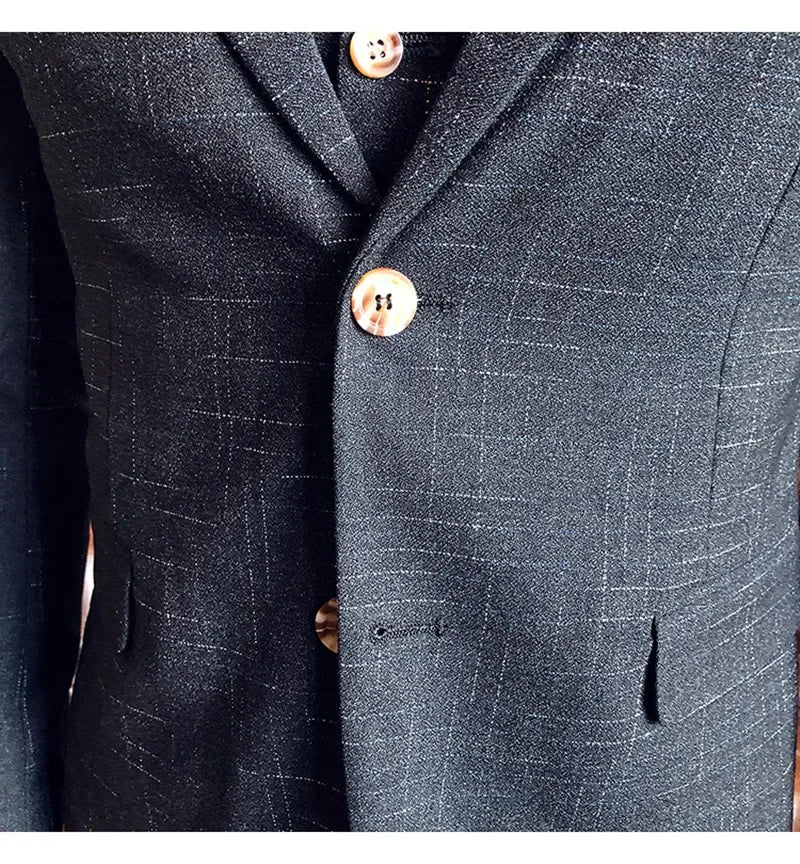 Tuxedo for Mens: Boutique (Blazer + Vest + Trousers) Italian Style Elegant