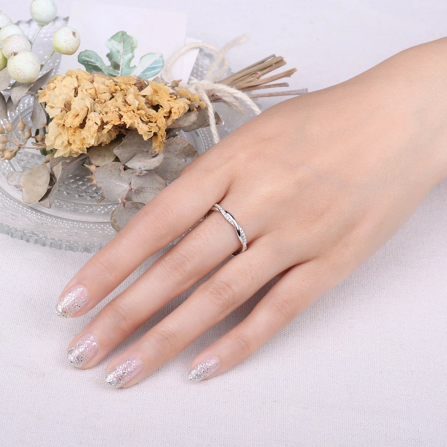 JewelryPalace Moissanite D Color Love Rope Infinity 925 Sterling Silver Stackable Band Ring for Woman Yellow Rose Gold Plated