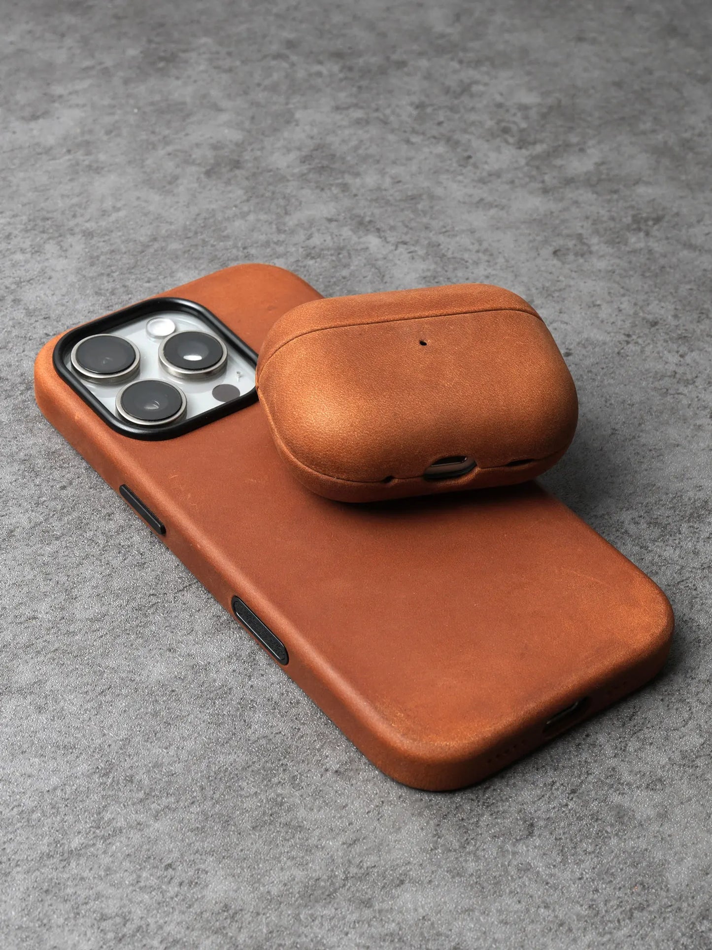 Genuine Leather Case for iPhone 17 16 15 Pro Max Magnetic PULL-UP Cowhide Phone Cover