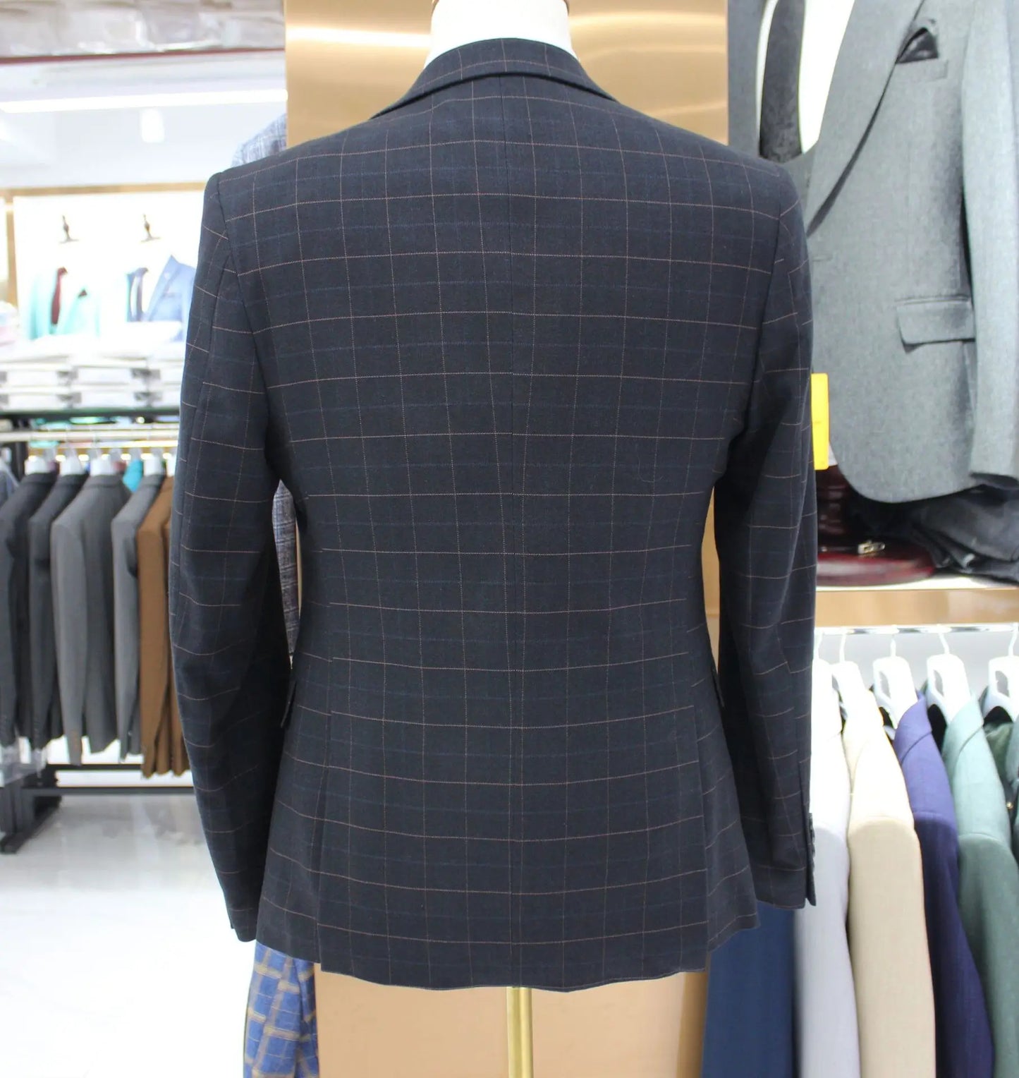 Tuxedo for Mens: Men Plaid Vest Blazer Pants 3 Pieces Set / Male Fashion High End