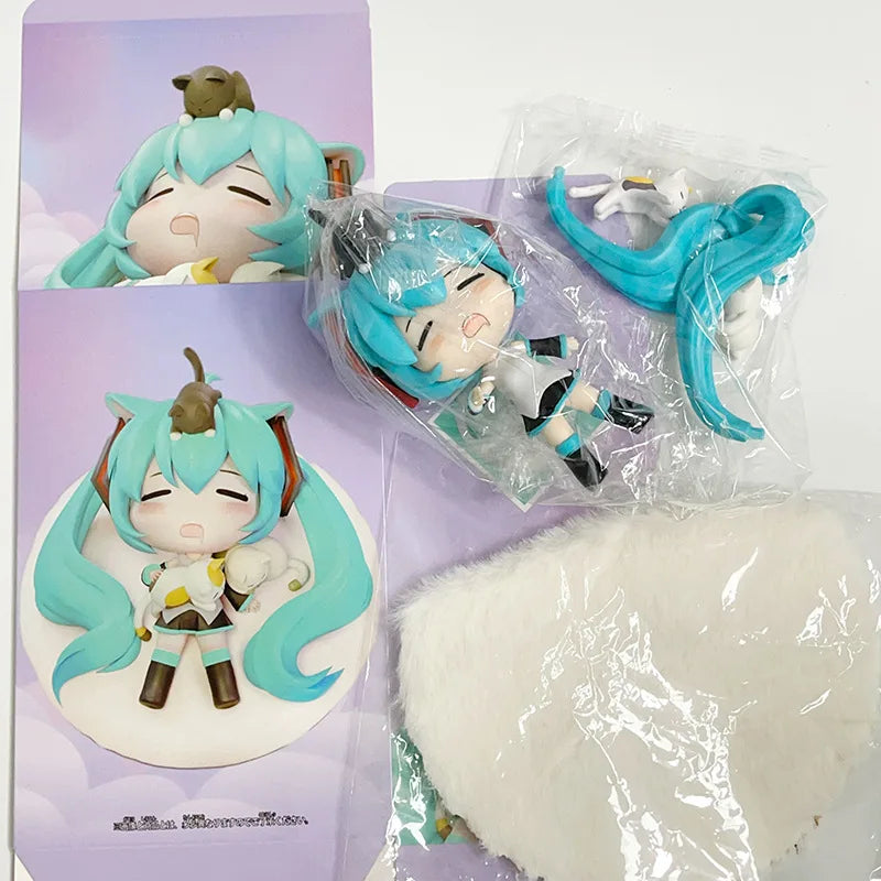 Student Girl Hatsune Miku  Action Figures Fashion Figure Model Miku Room Decorations PVC Collection Model Doll Toy