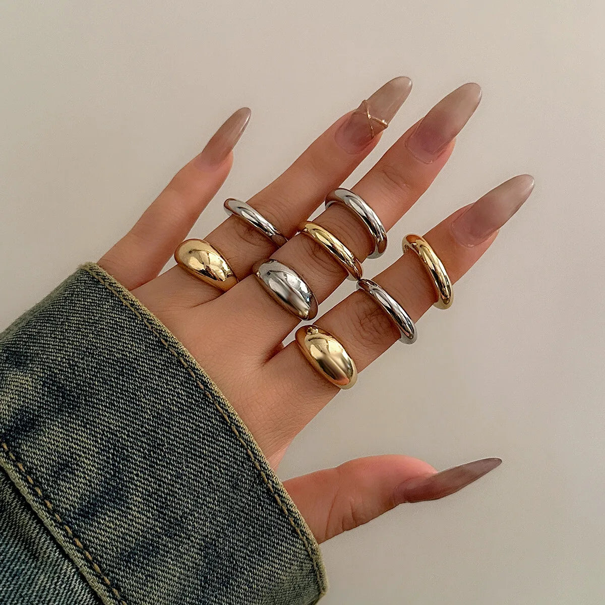 8 Pcs Chunky Open Smooth Surface Rings Set for Women Trendy Gold Color and Silver