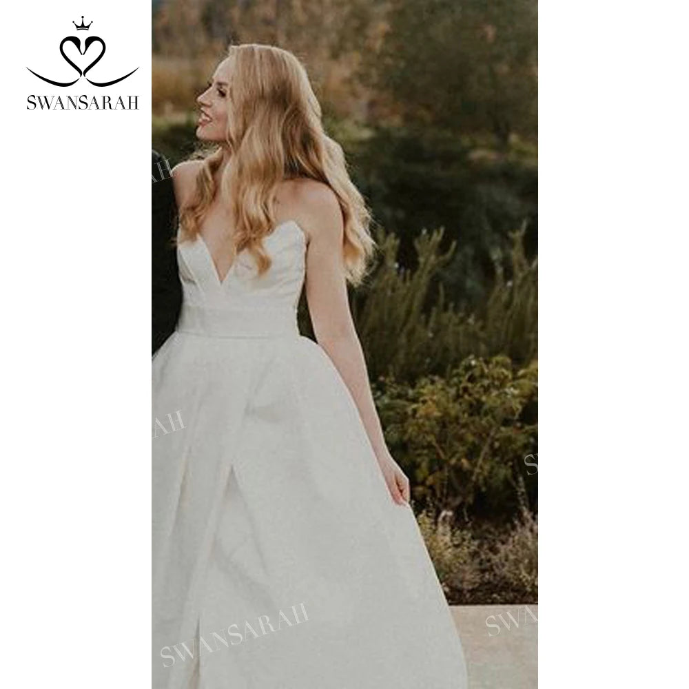White Bridesmaid Dresses: Wedding Dress Vintage Strapless A-Line Court Train Beach