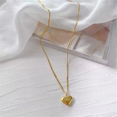 Stainless Steel Gold Color Love Heart Necklaces For Women Chokers Trend Fashion